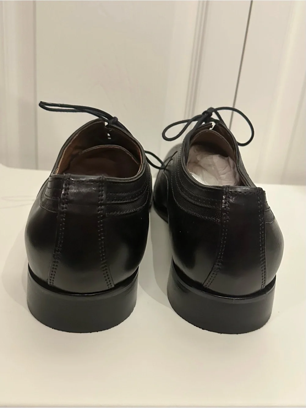 Johnston & Murphy Black Leather Cap-Toe Derby Dress Shoes